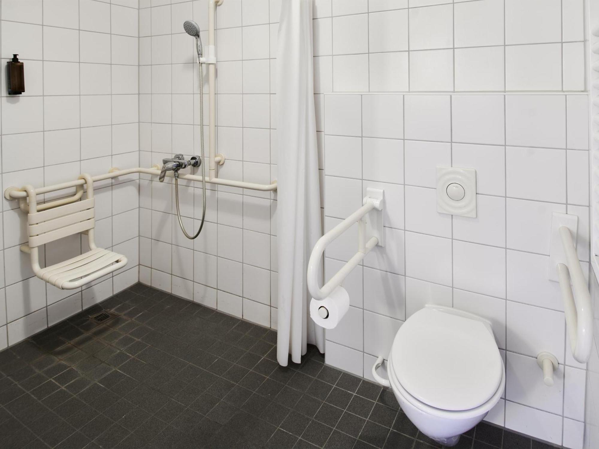 B&B Hotel Koeln-Marsdorf Bagian luar foto