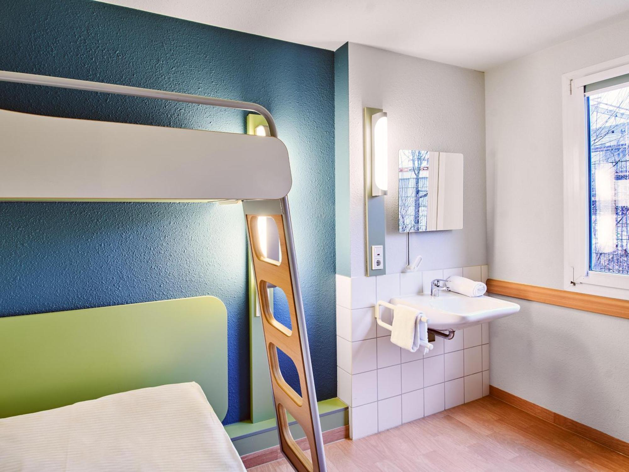 B&B Hotel Koeln-Marsdorf Bagian luar foto